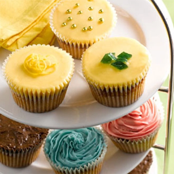 Lemon Curd Cupcakes